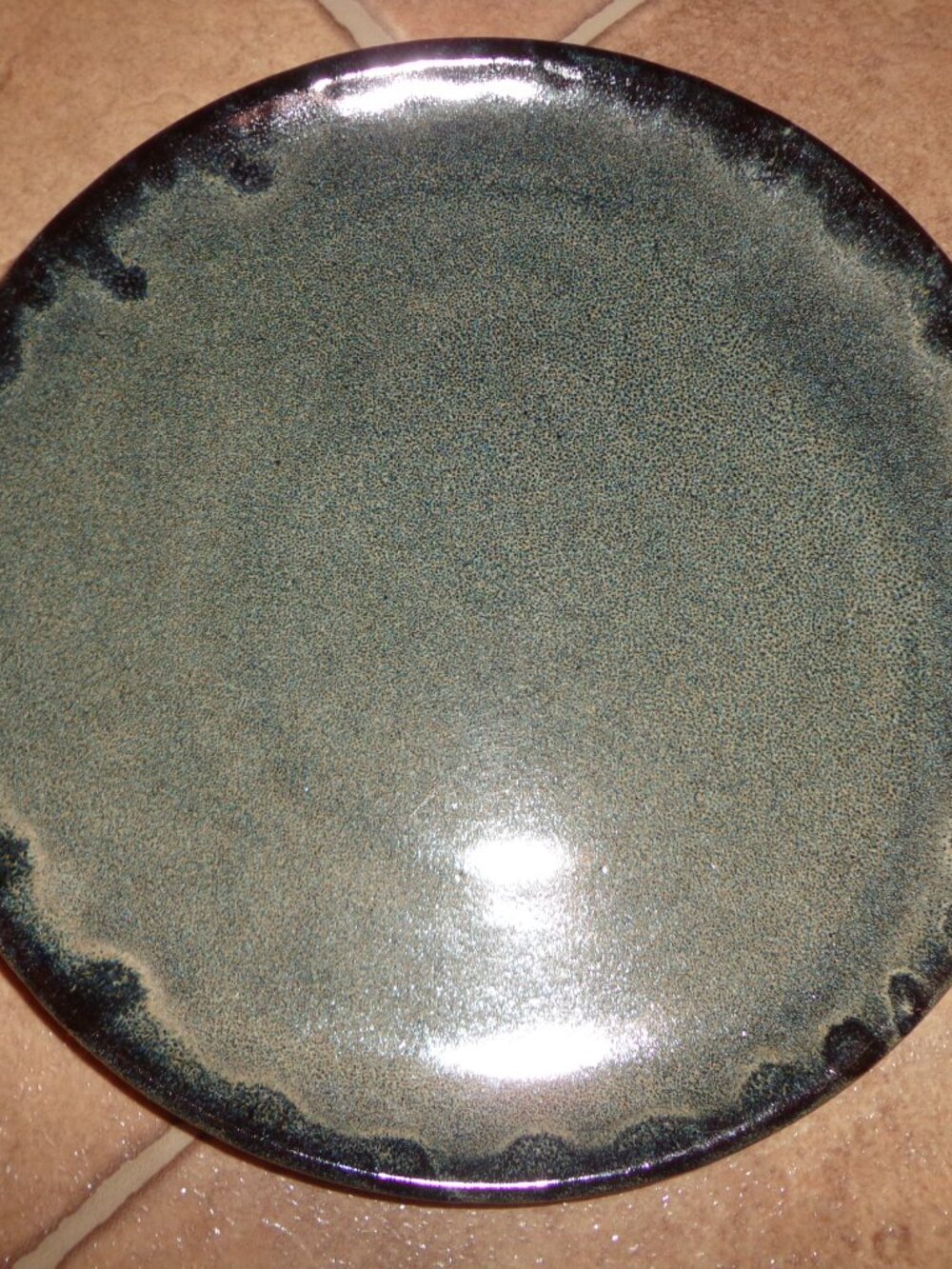 Pottery 8.5" Round Plate Blue w/Drip Edges Stamped (Oriental)